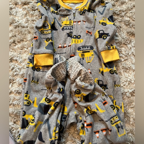 9 Carters Footie Pajamas - Picture 9 of 16